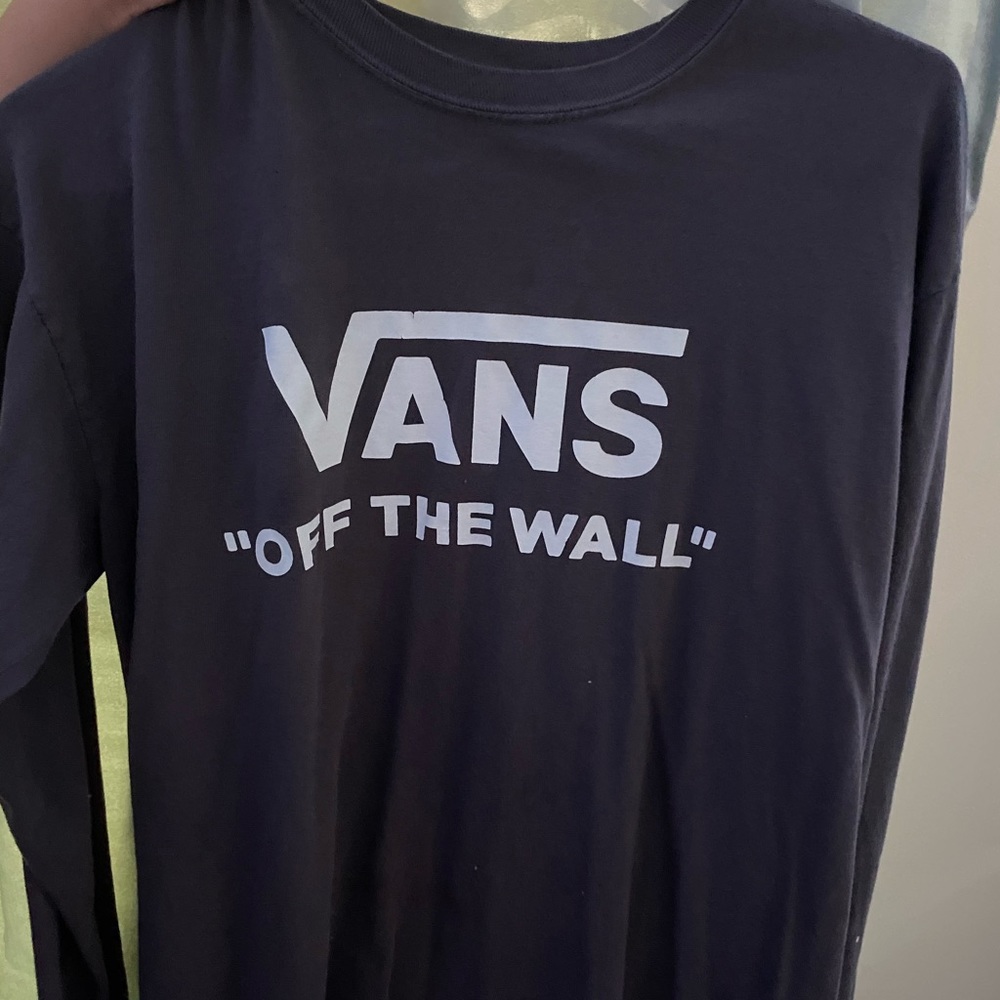 This is a vans of the wall shirt.🙂